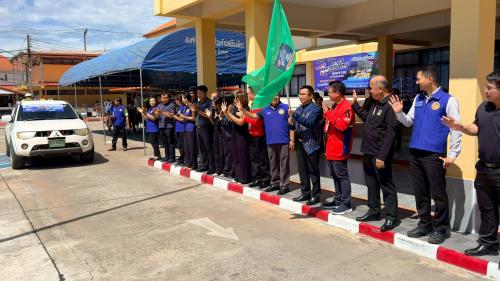 พิธีเปิดกิจกรรม (Kick-off) การจำหน่ายสินค้า "ไทยช่วยไทย ลดภาระค่าครองชีพ ผ่านเครือข่ายรถพุ่มพวง"